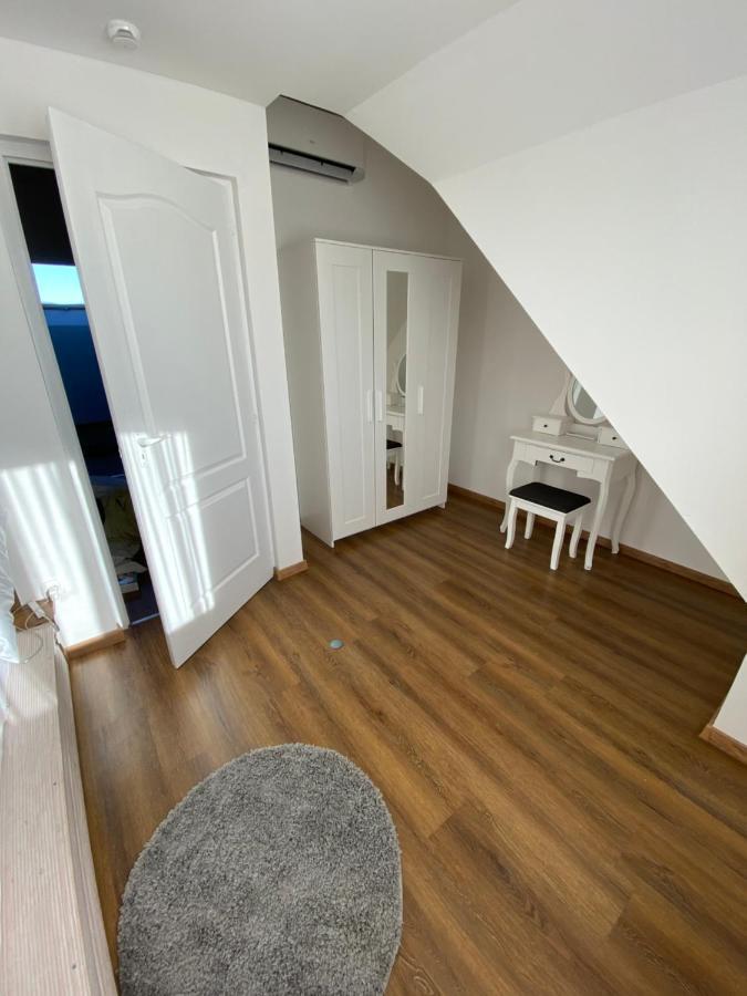 Platan Apartmanhaz Balatongyörök Exterior foto