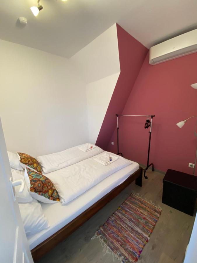 Platan Apartmanhaz Balatongyörök Exterior foto