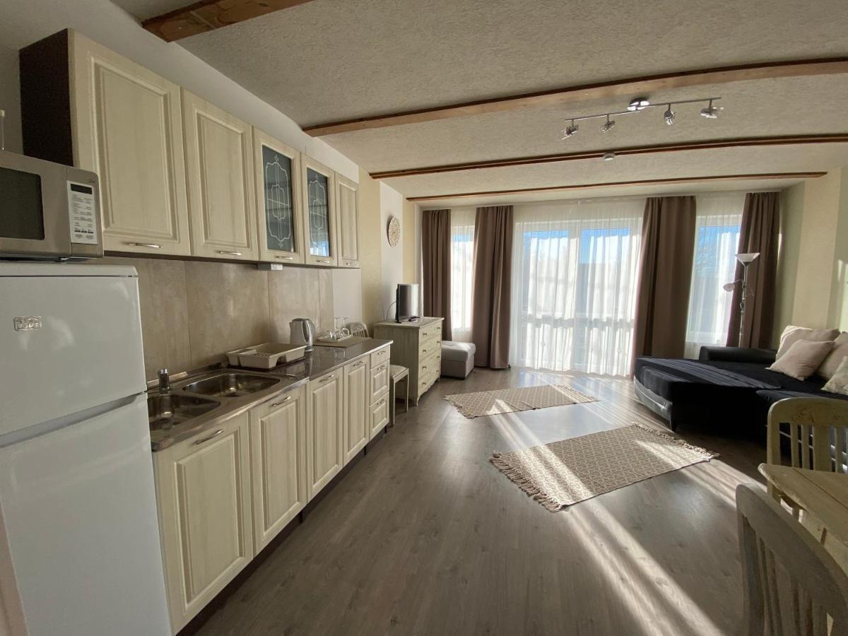 Platan Apartmanhaz Balatongyörök Exterior foto
