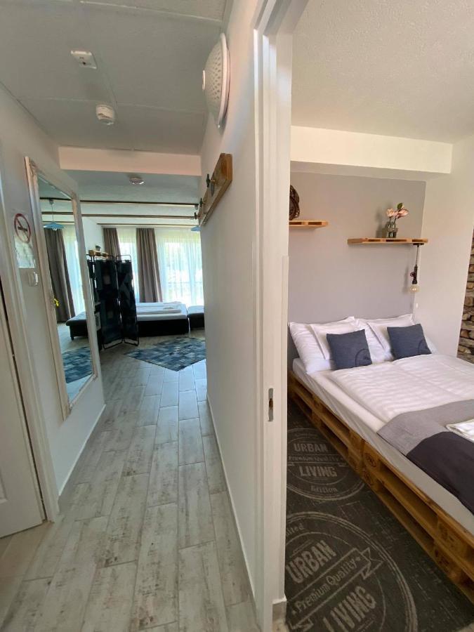 Platan Apartmanhaz Balatongyörök Exterior foto