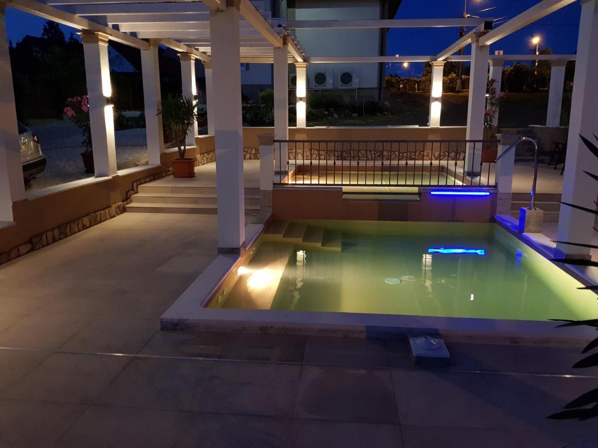 Platan Apartmanhaz Balatongyörök Exterior foto